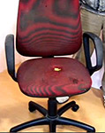 Як розібрати спинку і сидіння офісного стільця та замінити оббивку